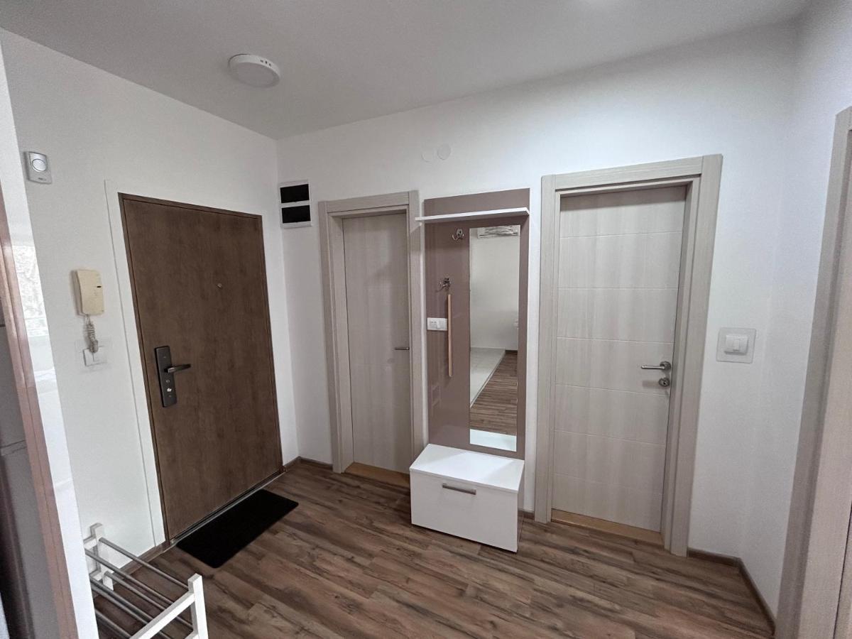 Apartment By The Synagogue Novi Sad Luaran gambar